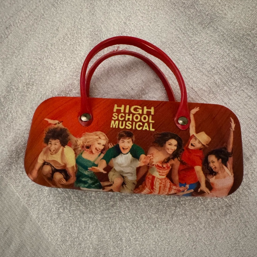 Disney High School Musical Red glasses case